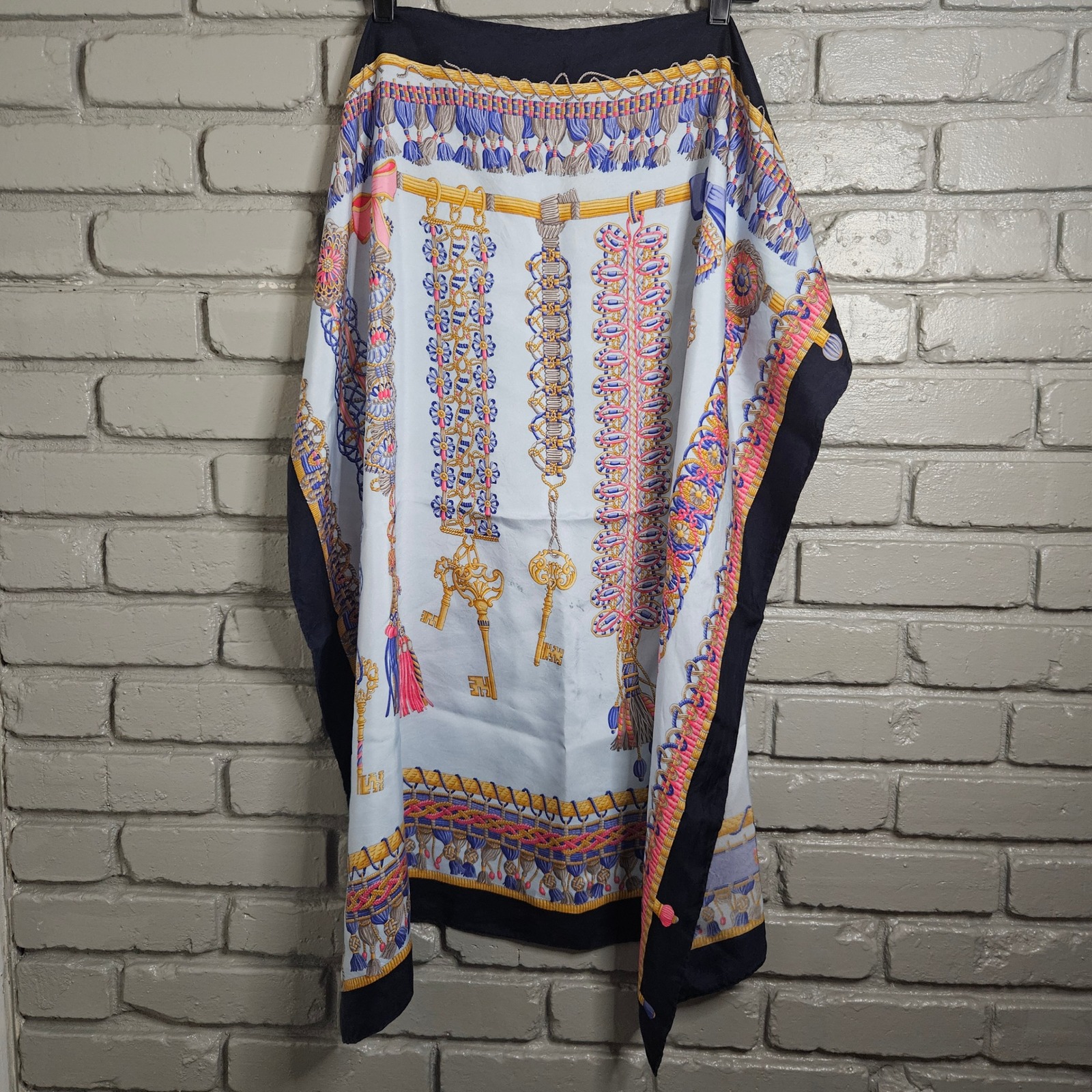 Gucci Silk Scarf Vintage Keys Tassels Motif Navy Blue Light Blue Made In Italy